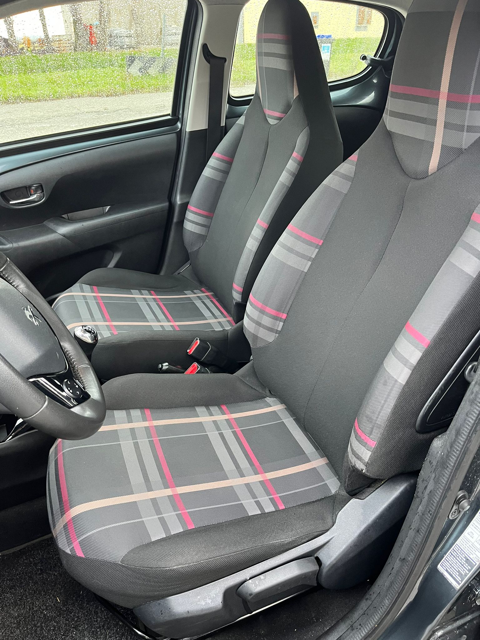
								PEUGEOT 108 completo									