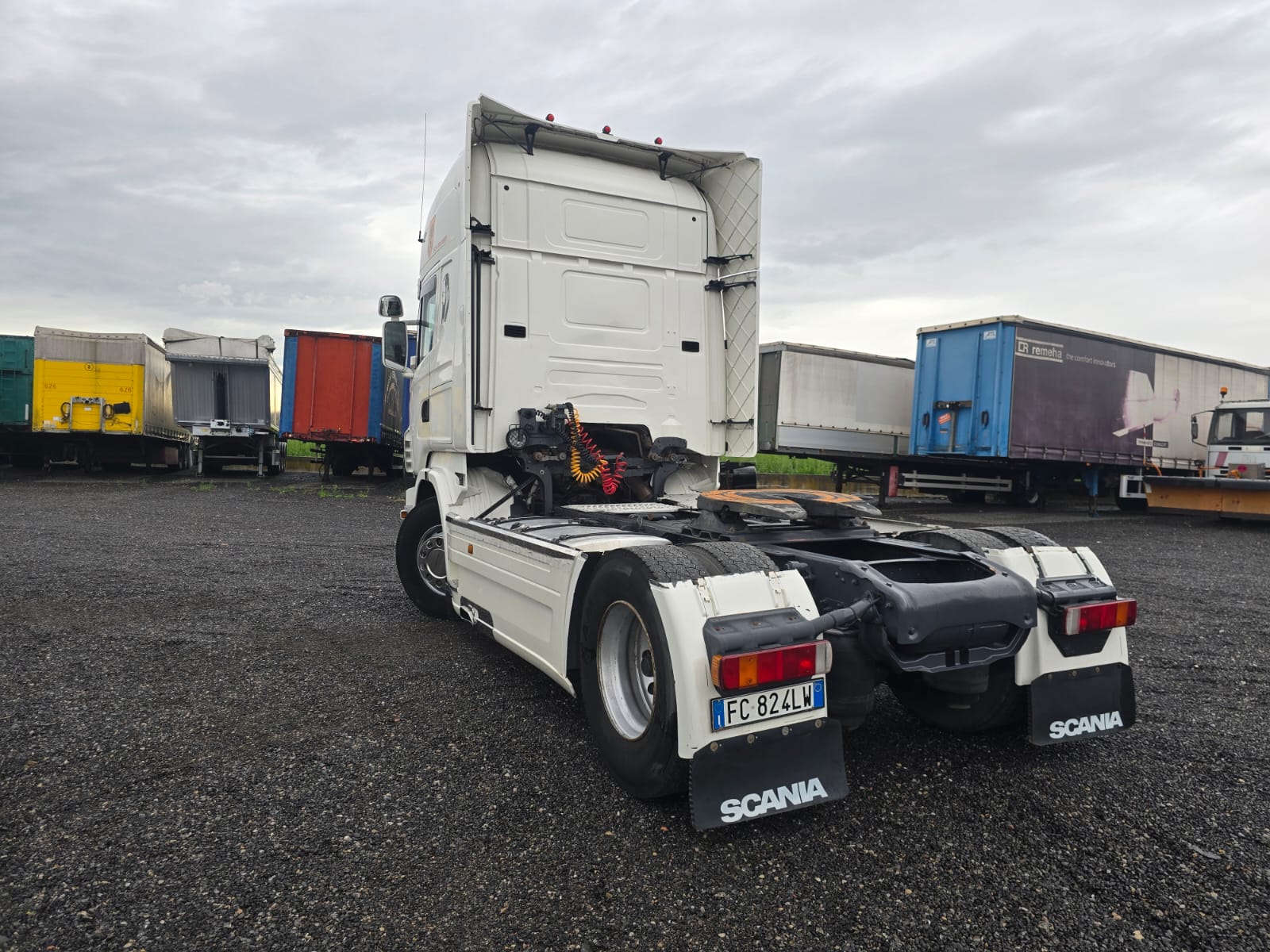 
								TRATTORE STRADALE SCANIA CVR 500 completo									
