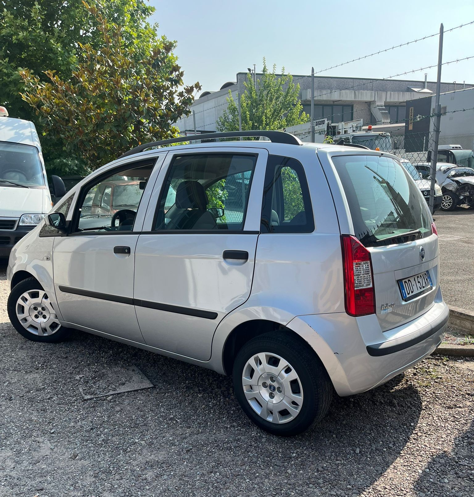 
								FIAT IDEA completo									