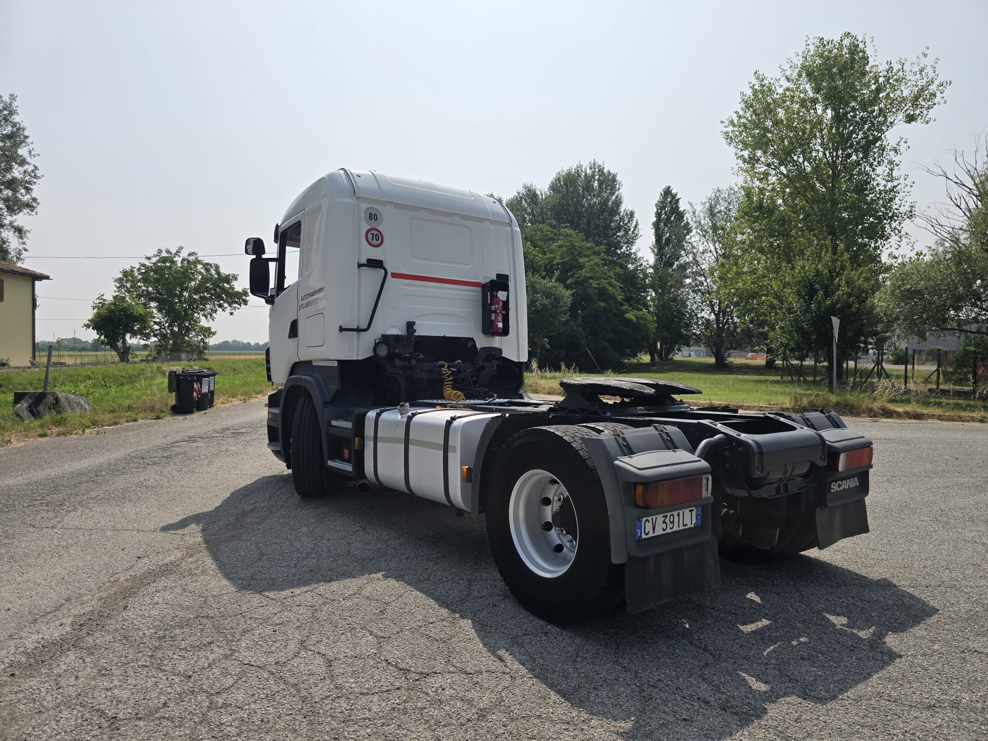 
								TRATTORE STRADALE SCANIA R470 completo									