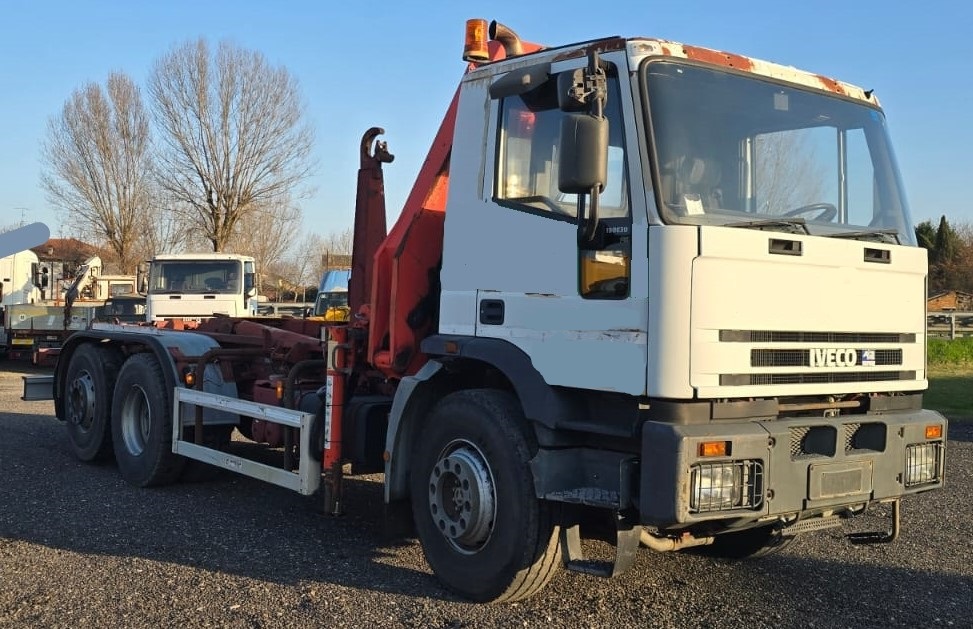 
								AUTOCARRO SCARRABILE MACCHINA OPERATRICE IVECO MT 190 E 30 completo									