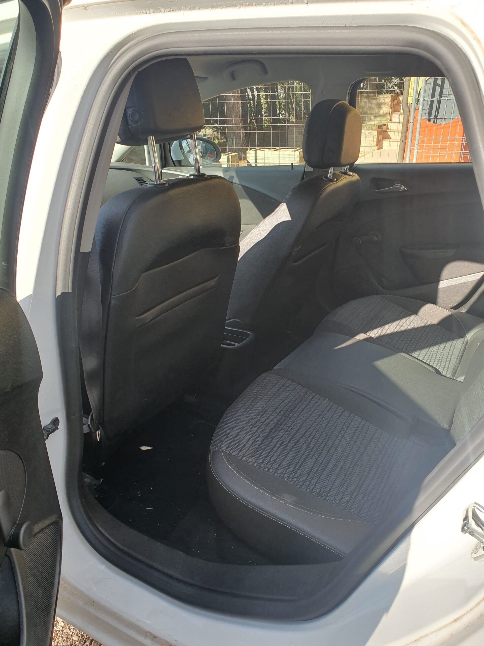 
								OPEL ASTRA completo									