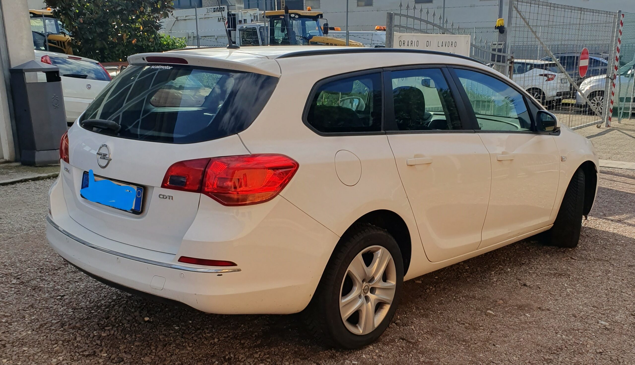 
								OPEL ASTRA completo									