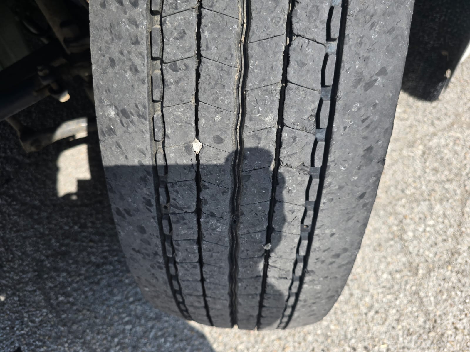 
								TRATTORE STRADALE A DISCO VOLVO FH16 550 completo									