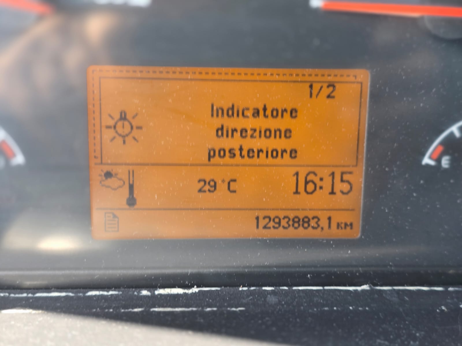 
								TRATTORE STRADALE A DISCO VOLVO FH16 550 completo									