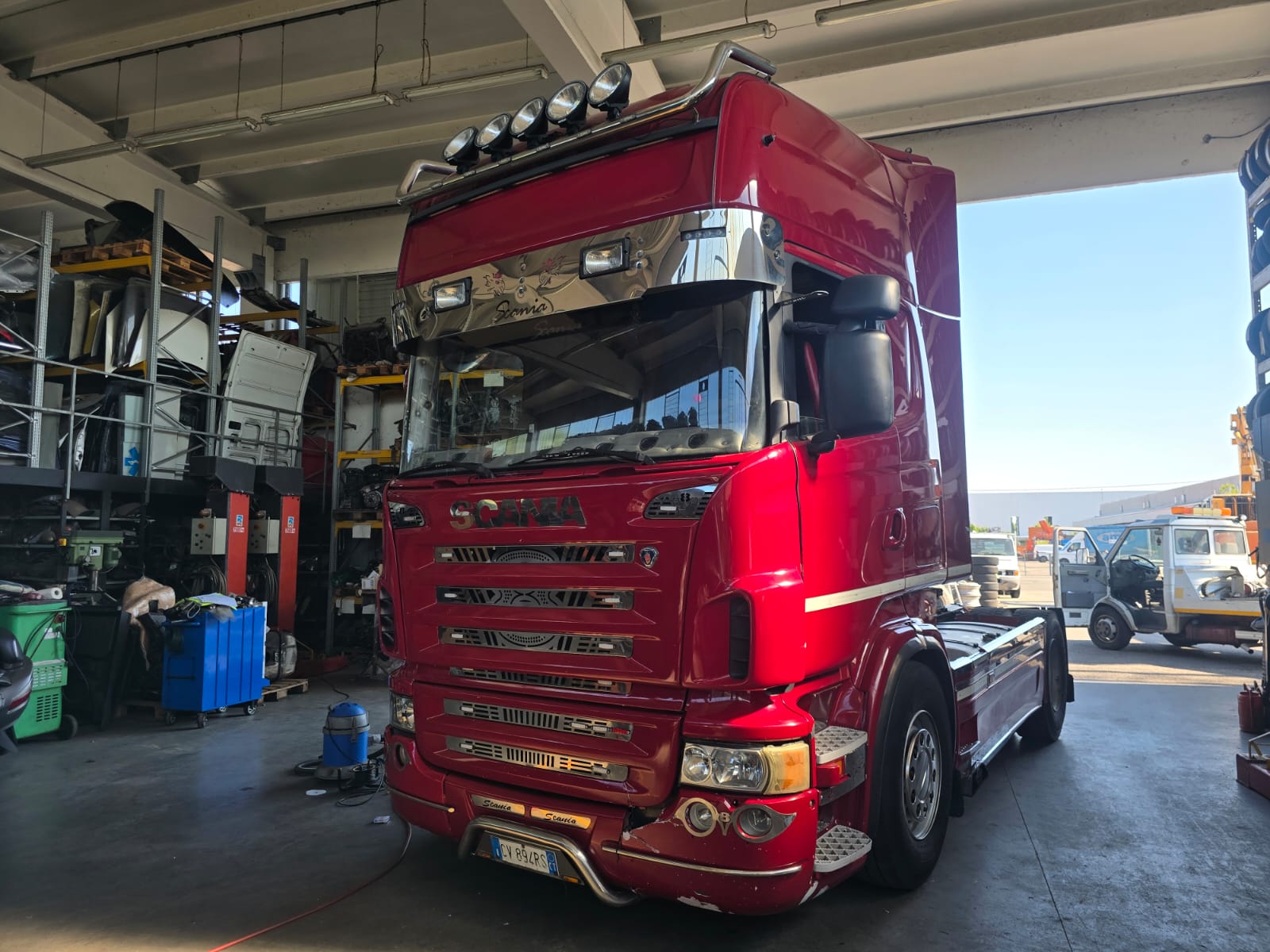 
								TRATTORE STRADALE SCANIA  R500 CON DISCO completo									