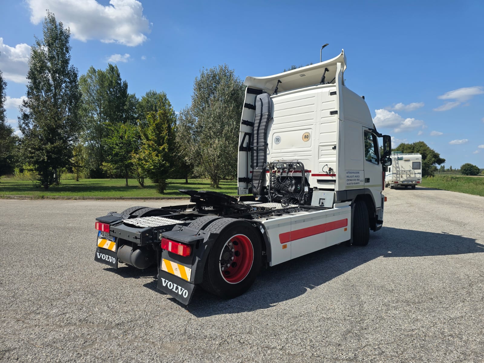 
								TRATTORE STRADALE VOLVO FM 450 completo									