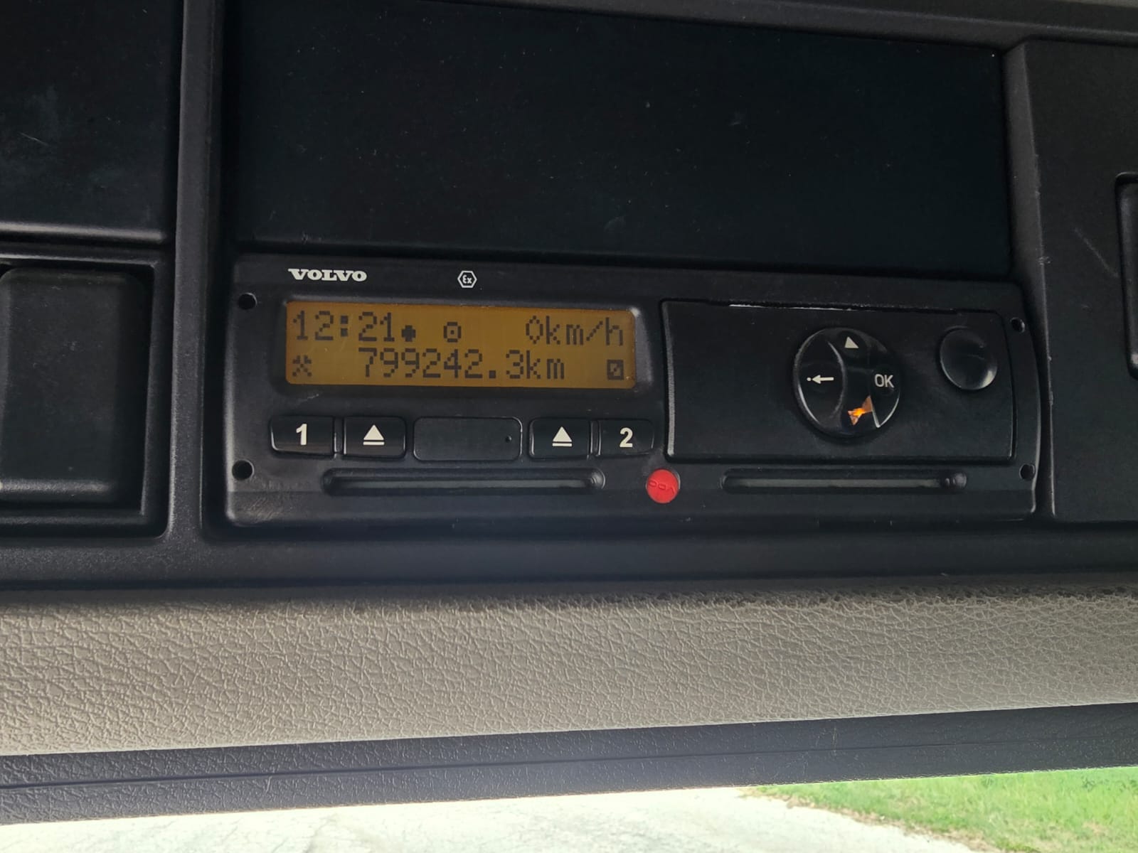 
								TRATTORE STRADALE VOLVO FM 450 completo									