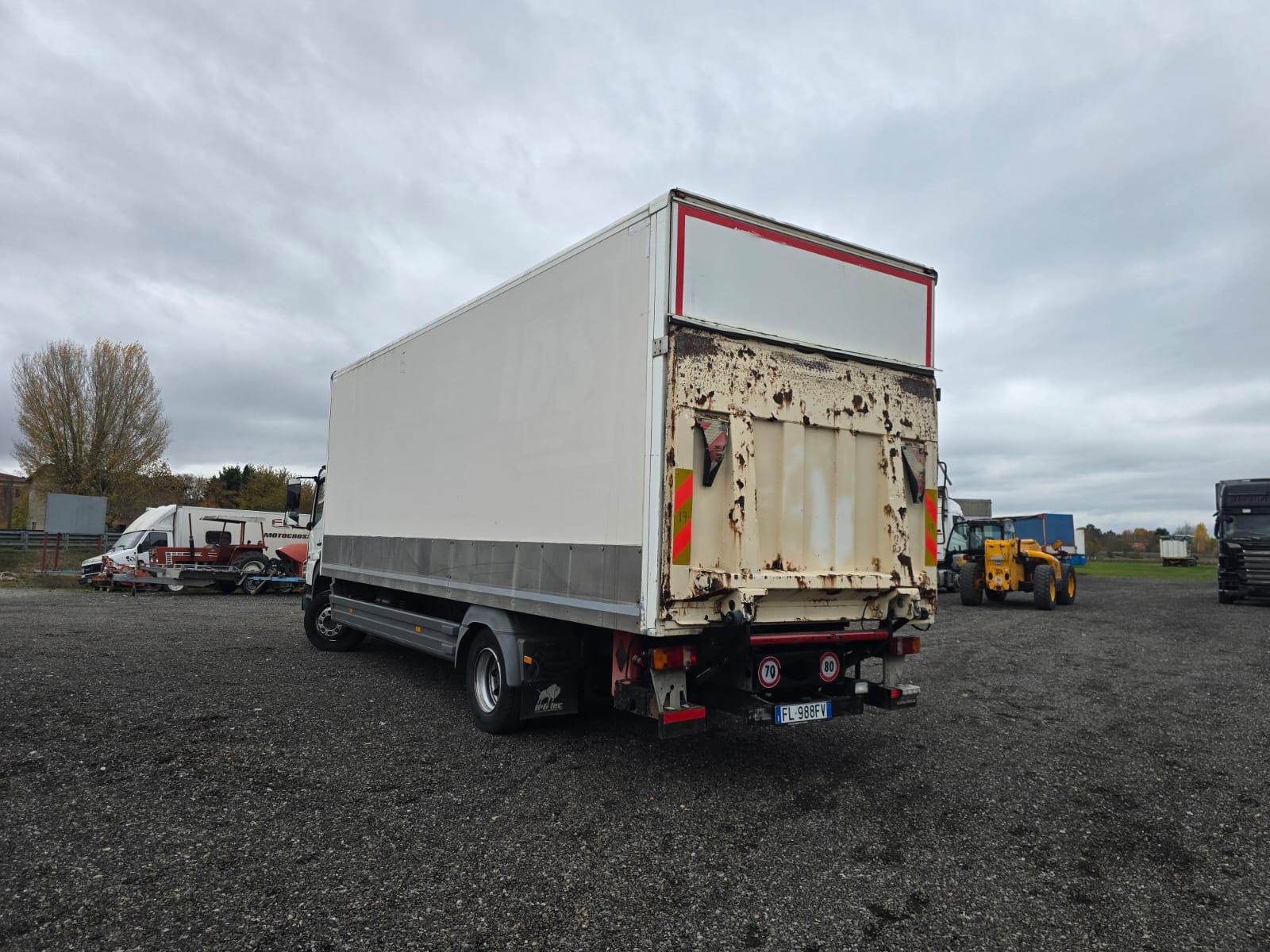 
								MERCEDES ATEGO completo									