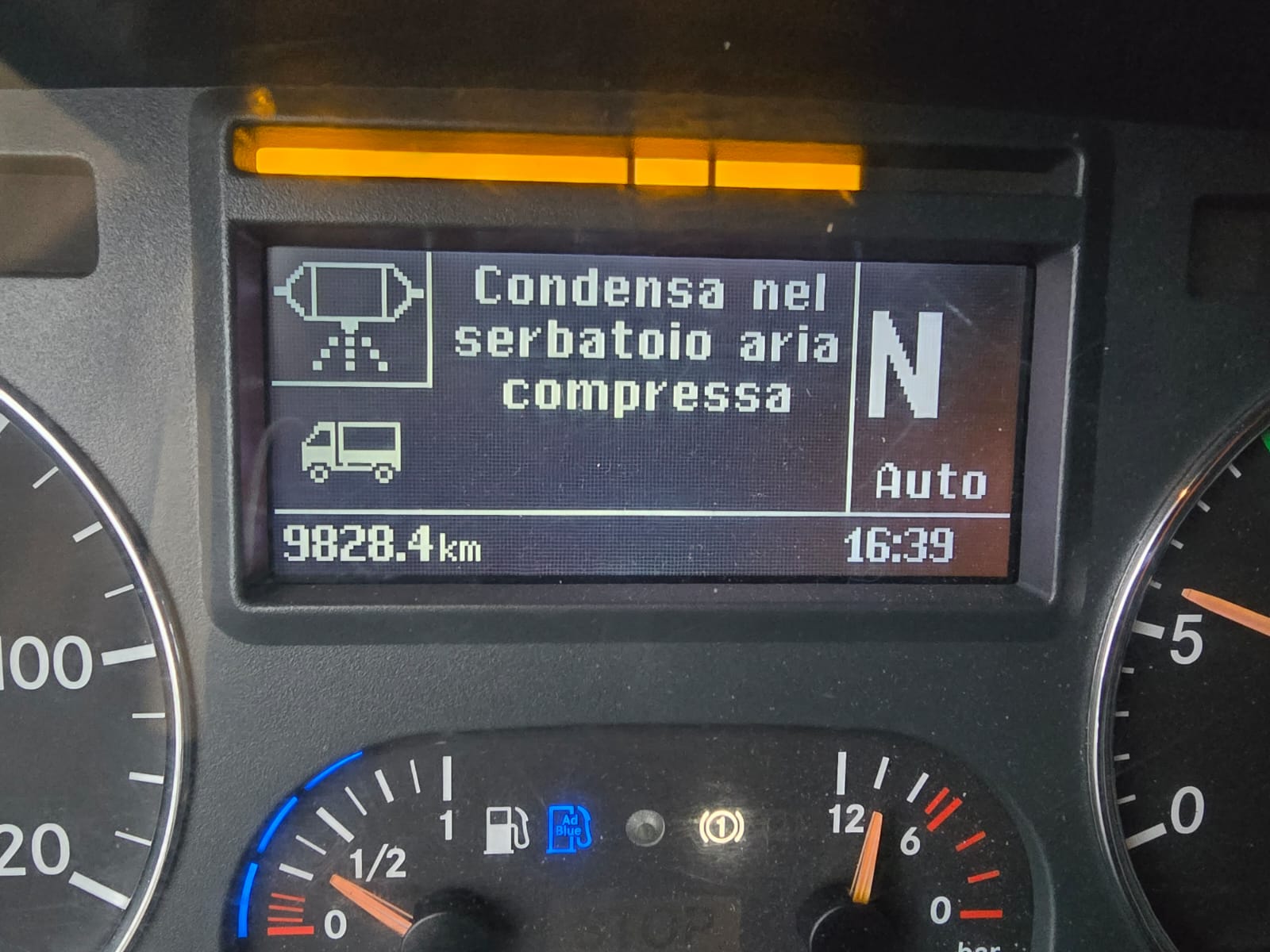 
								MERCEDES ATEGO completo									