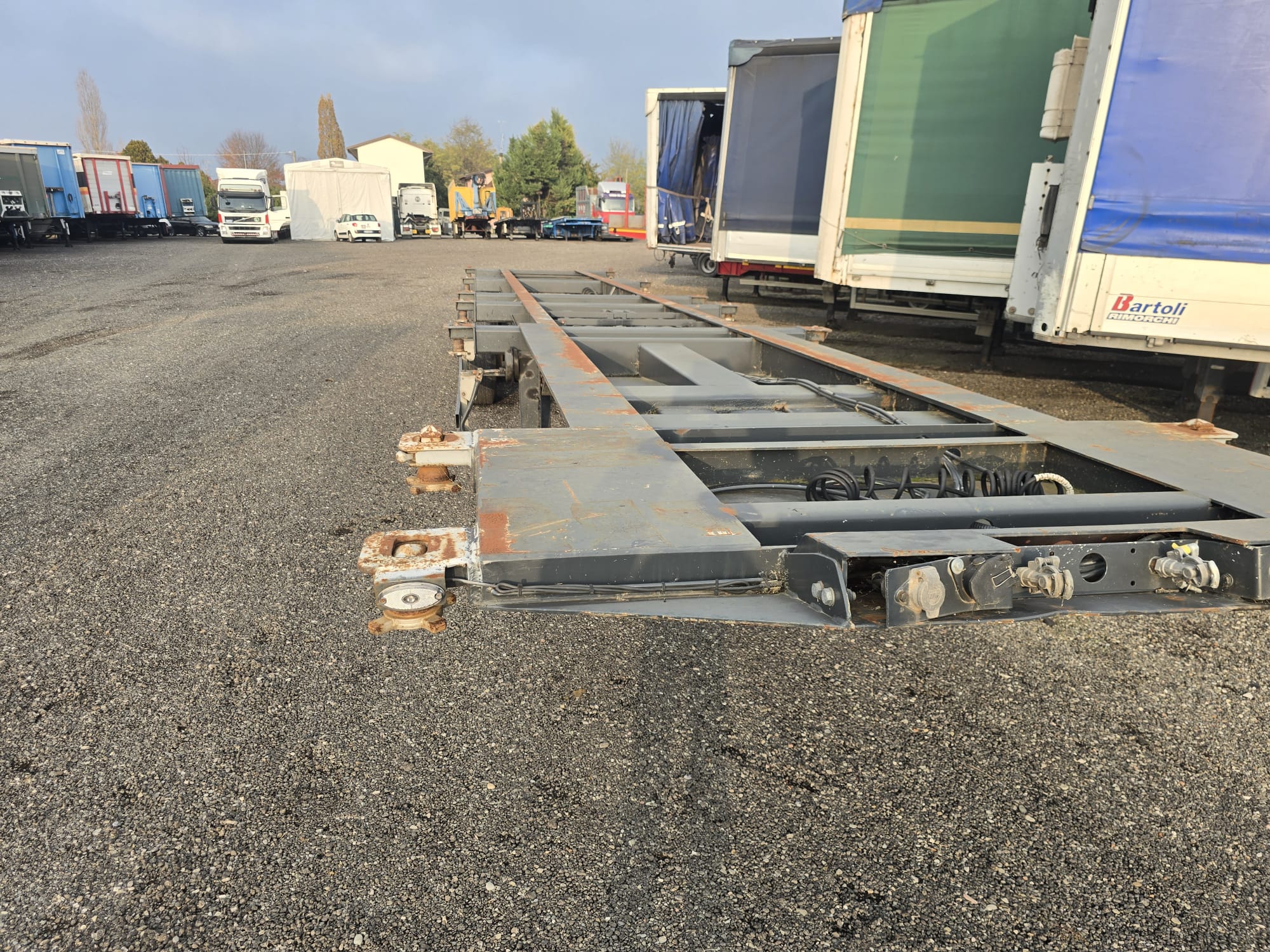 
								SEMIRIMORCHIO ACERBI completo									