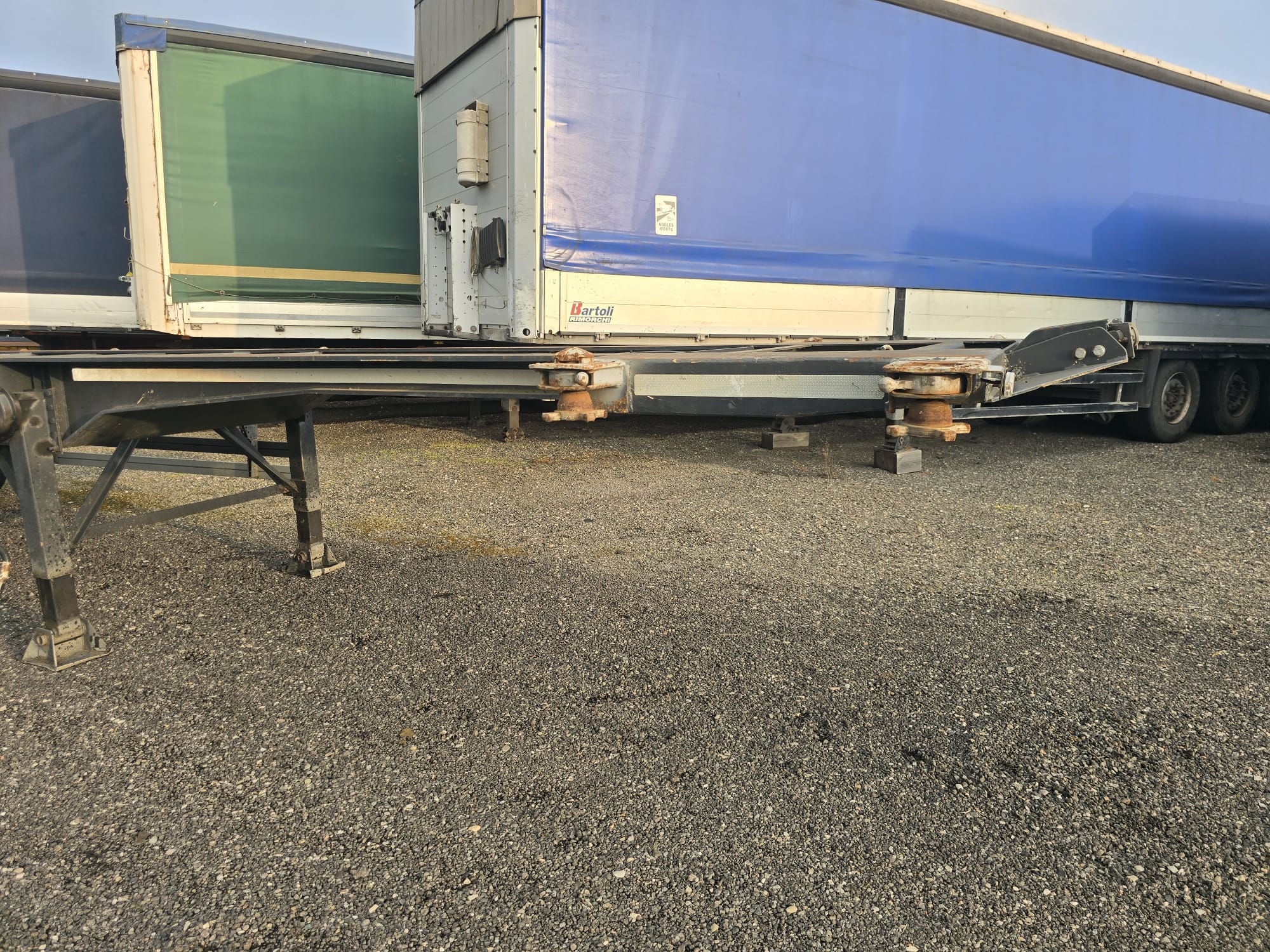 
								SEMIRIMORCHIO ACERBI completo									