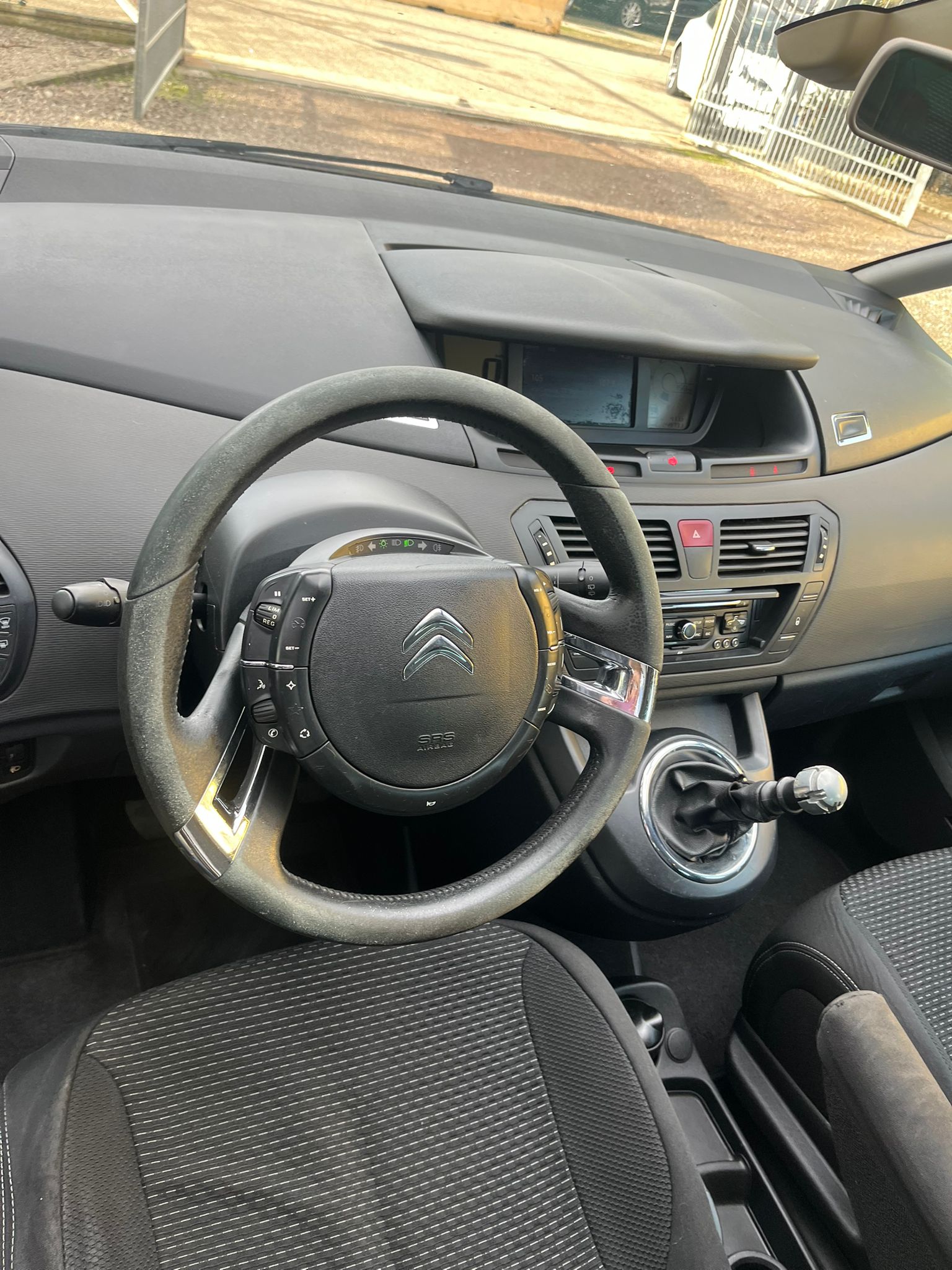 
								CITROEN C4 PICASSO completo									