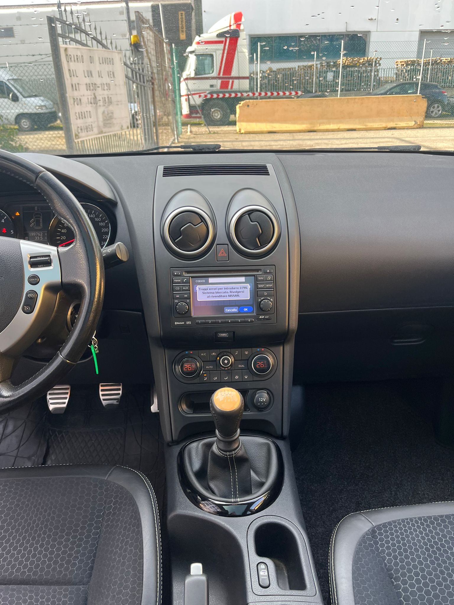 
								NISSAN QASHQAI J10 L L01 completo									