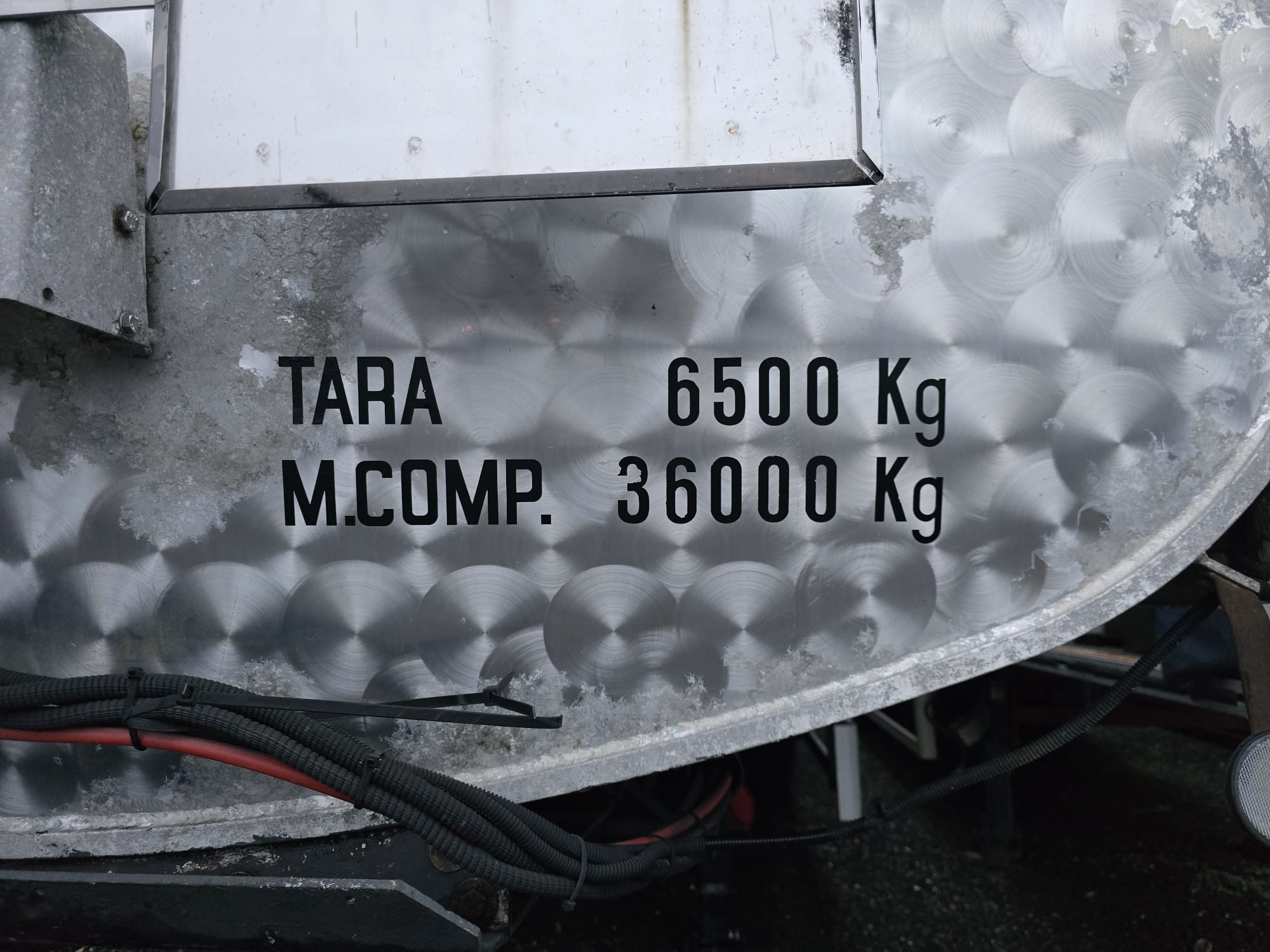 
								SEMIRIMORCHIO OMT completo									