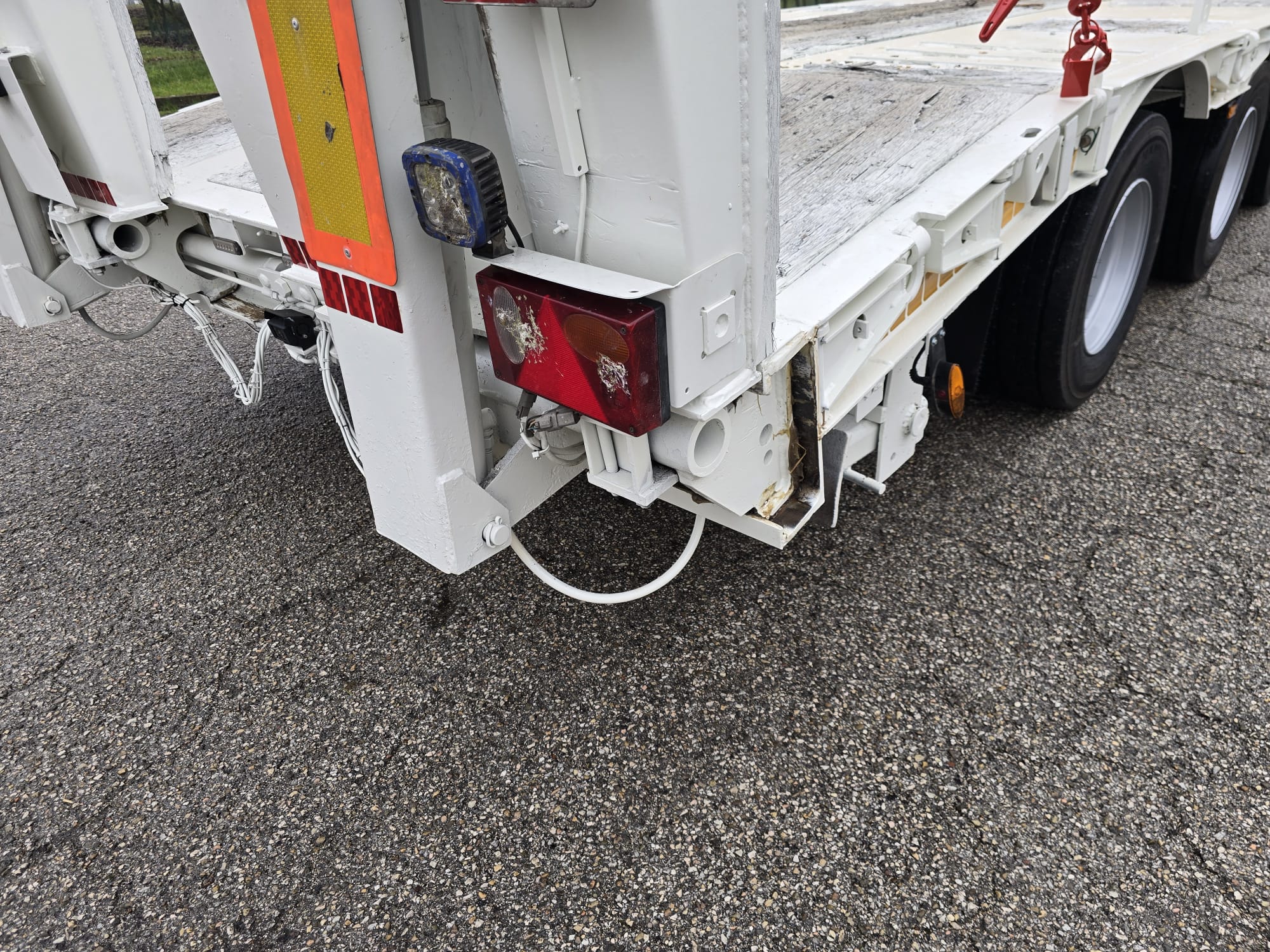 
								SEMIRIMORCHIO ACTM completo									