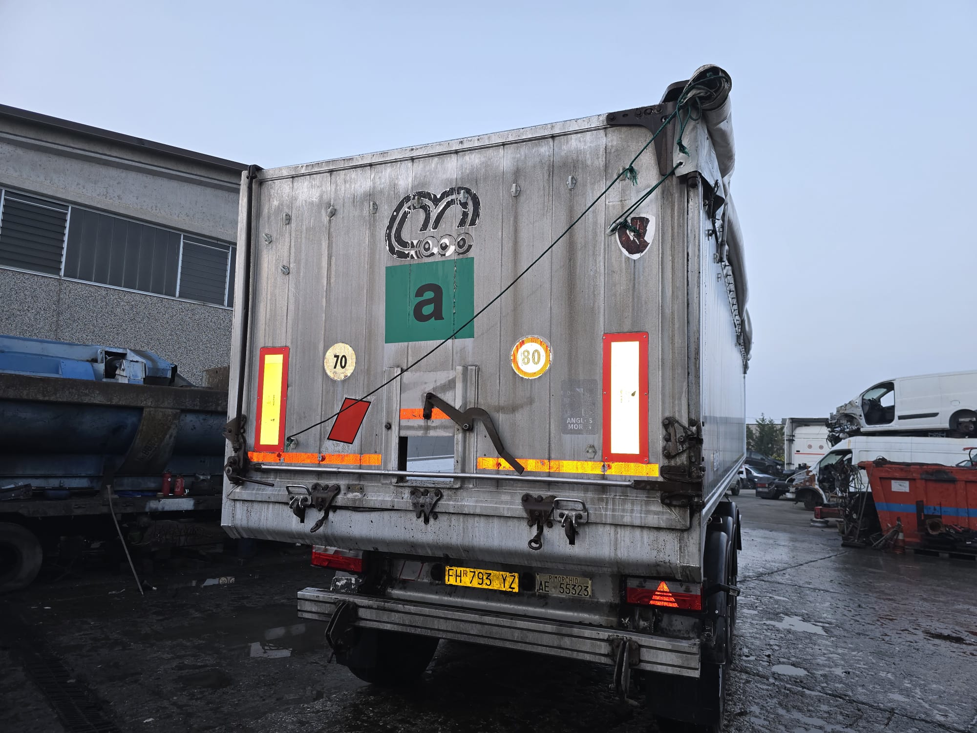 
								SEMIRIMORCHIO CASSONE RIBALTABILE POSTERIORE MENCI completo									