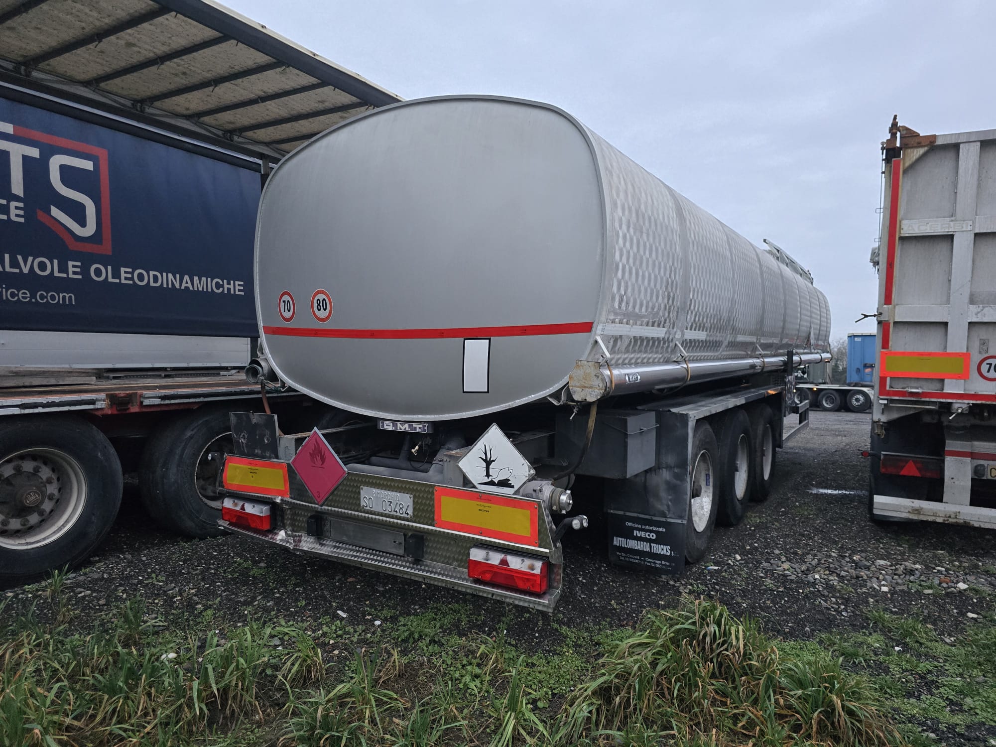 
								SEMIRIMORCHIO OMT completo									