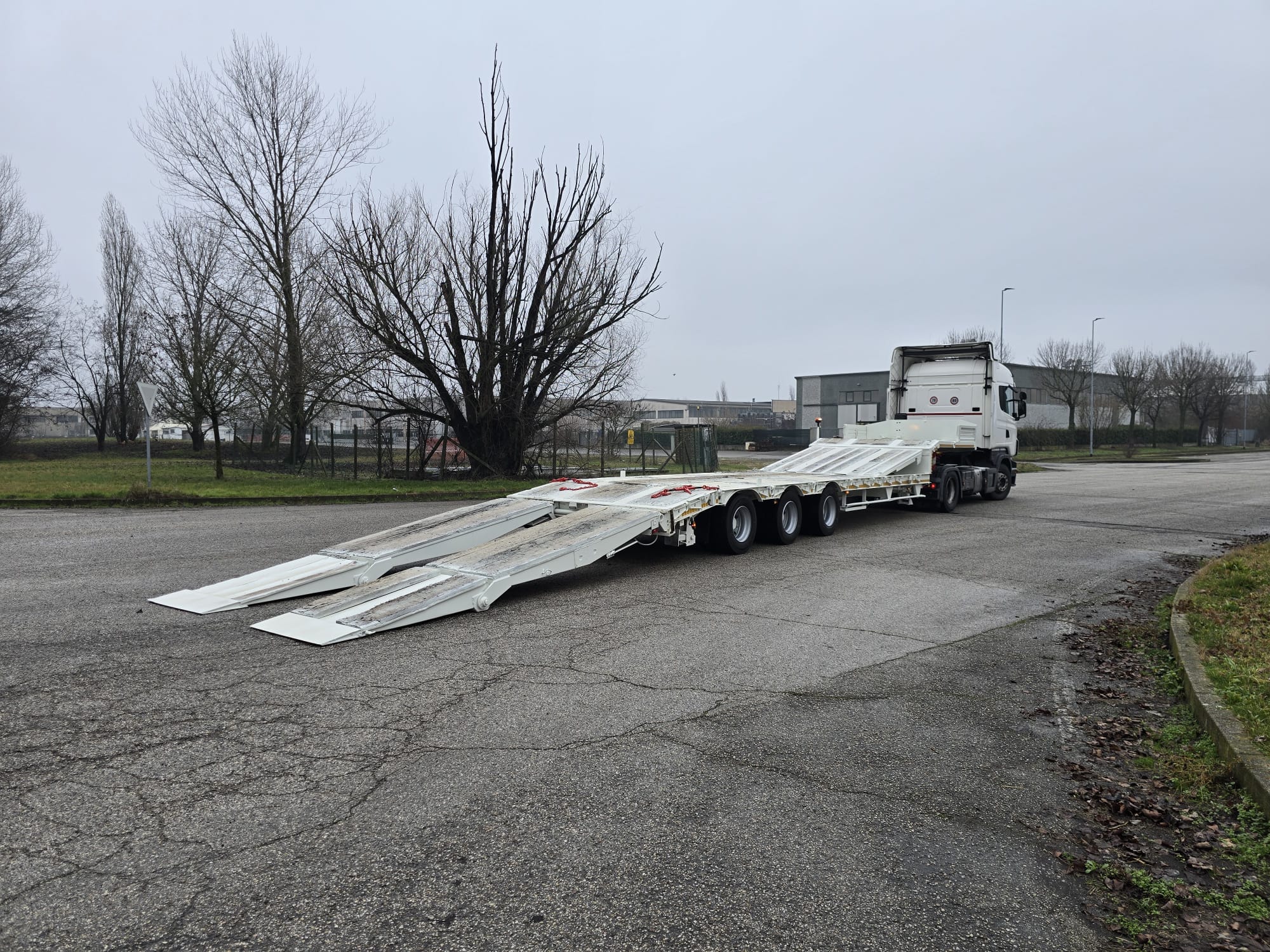 
								SEMIRIMORCHIO ACTM completo									