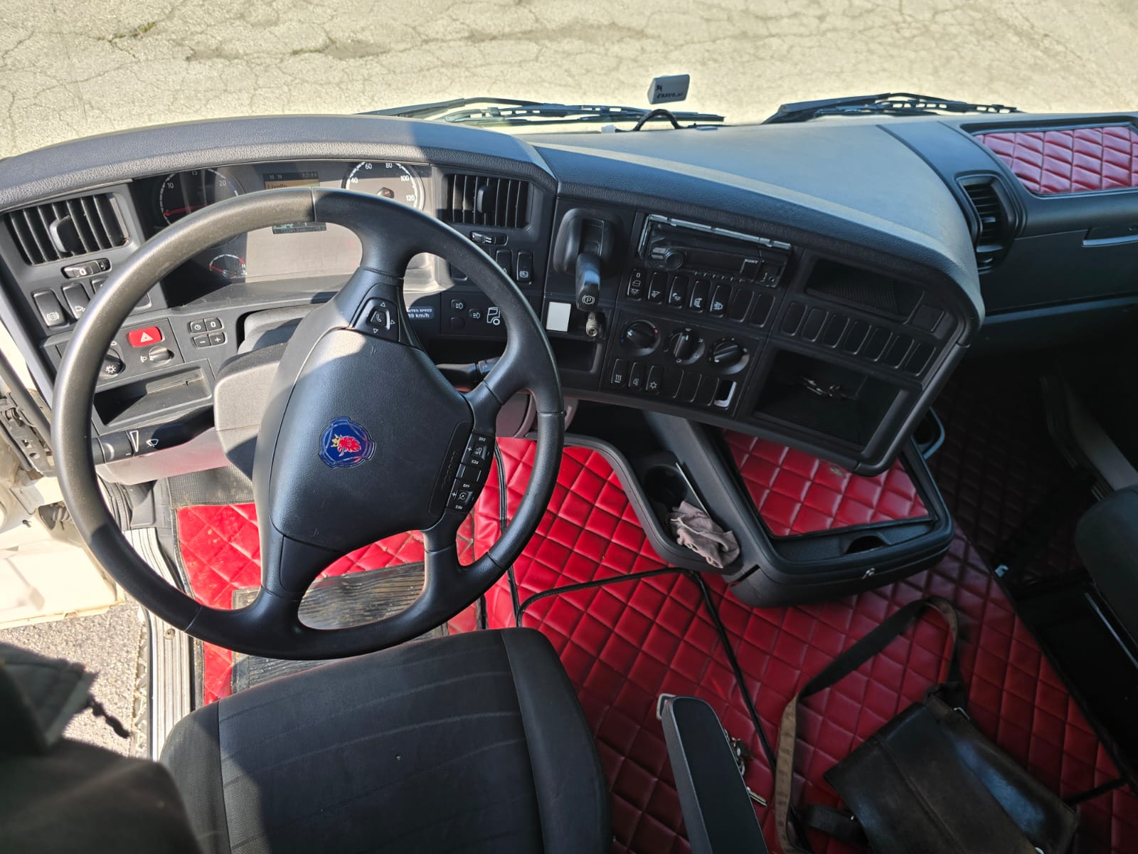 
								SCANIA R420 completo									