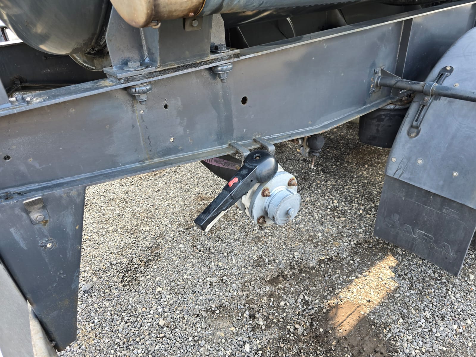 
								SEMIRIMORCHIO SARA IN ADR completo									