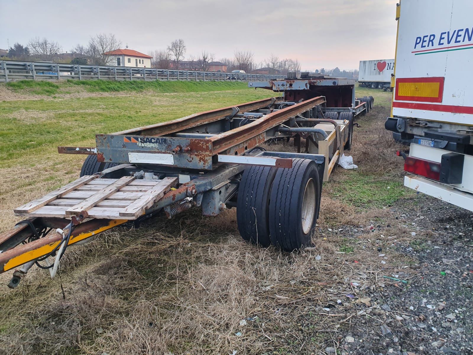 
								RIMORCHIO ZORZI SCARRABILE completo									