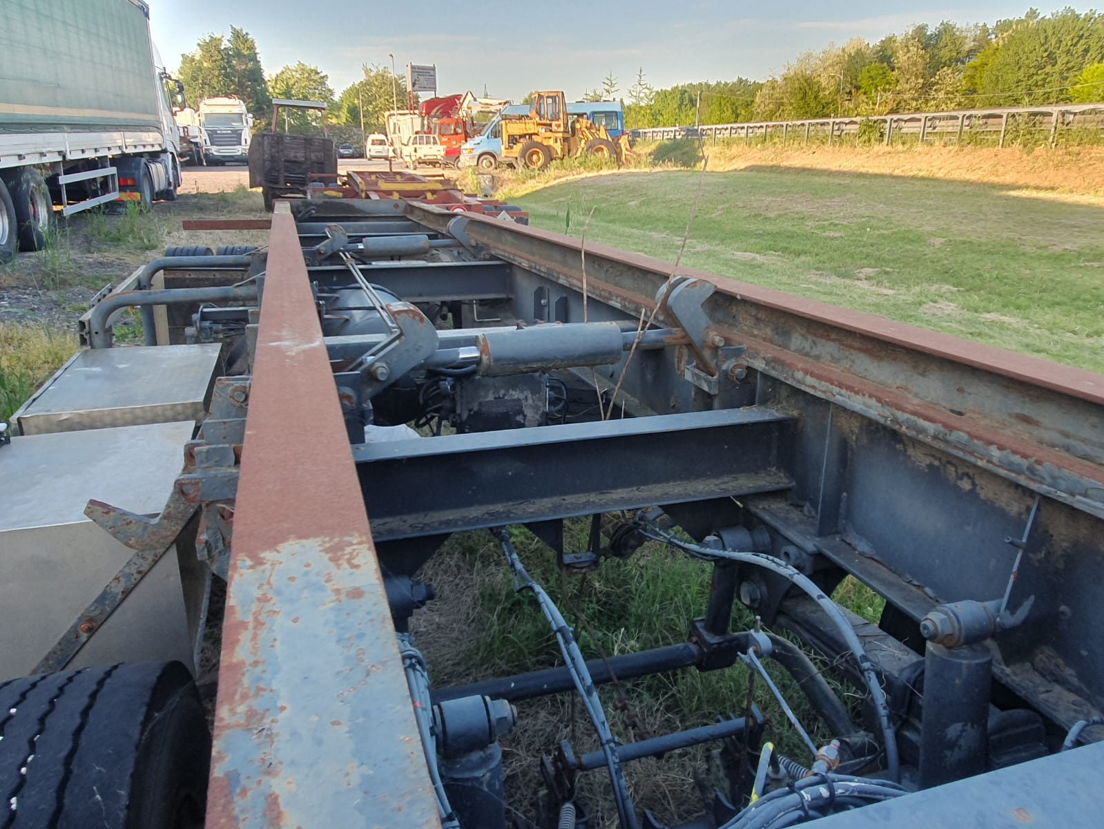 
								RIMORCHIO ZORZI SCARRABILE completo									