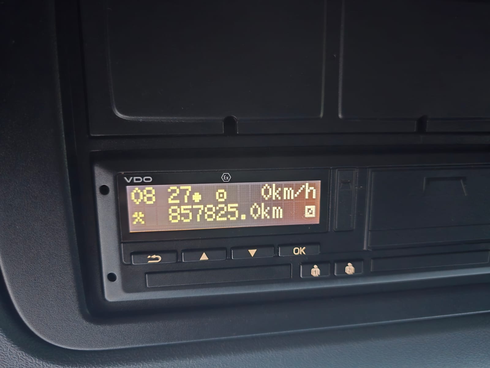 
								SCANIA R450 completo									