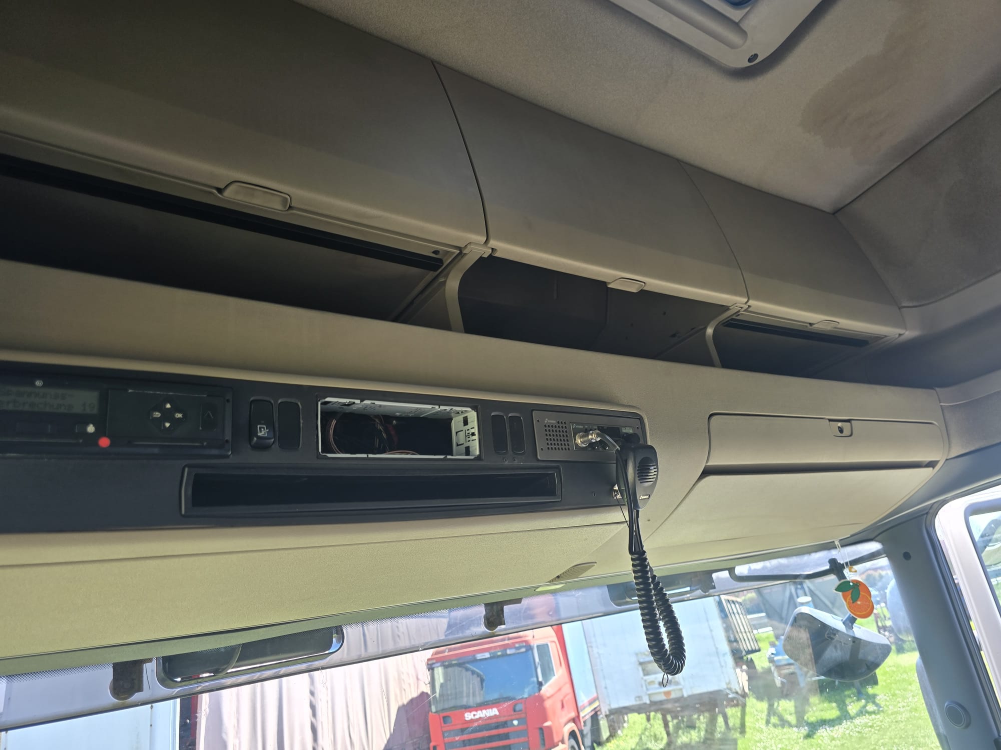 
								SCANIA R440 SCARRABILE completo									