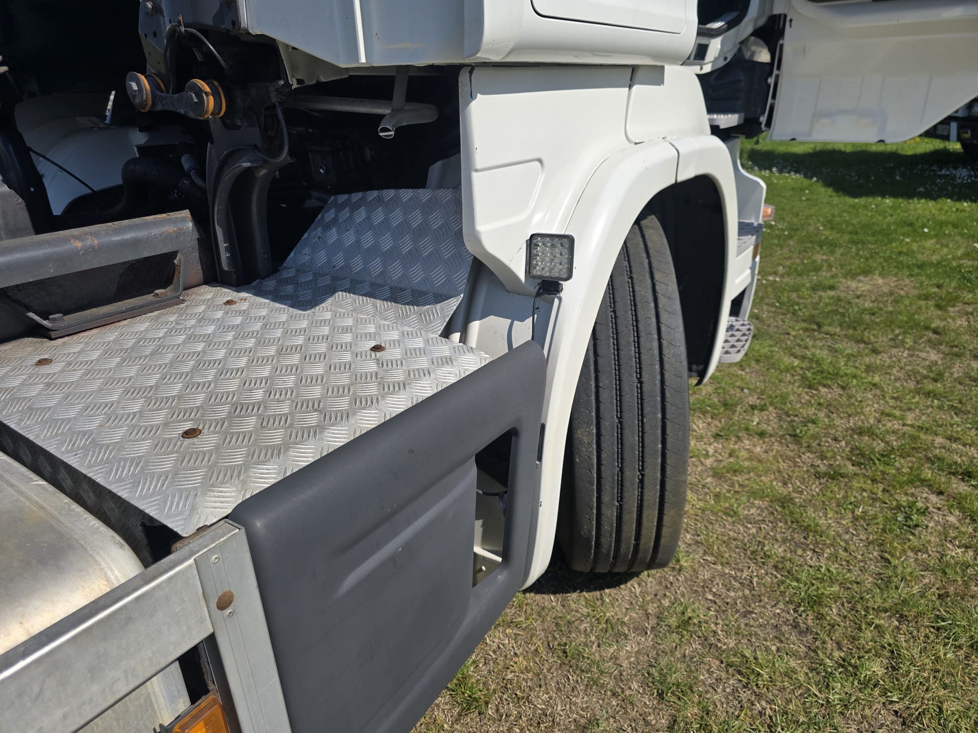 
								SCANIA R440 SCARRABILE completo									