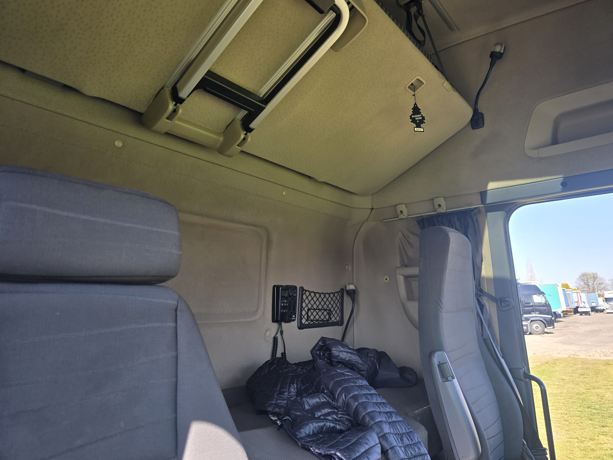 
								SCANIA R440 SCARRABILE completo									