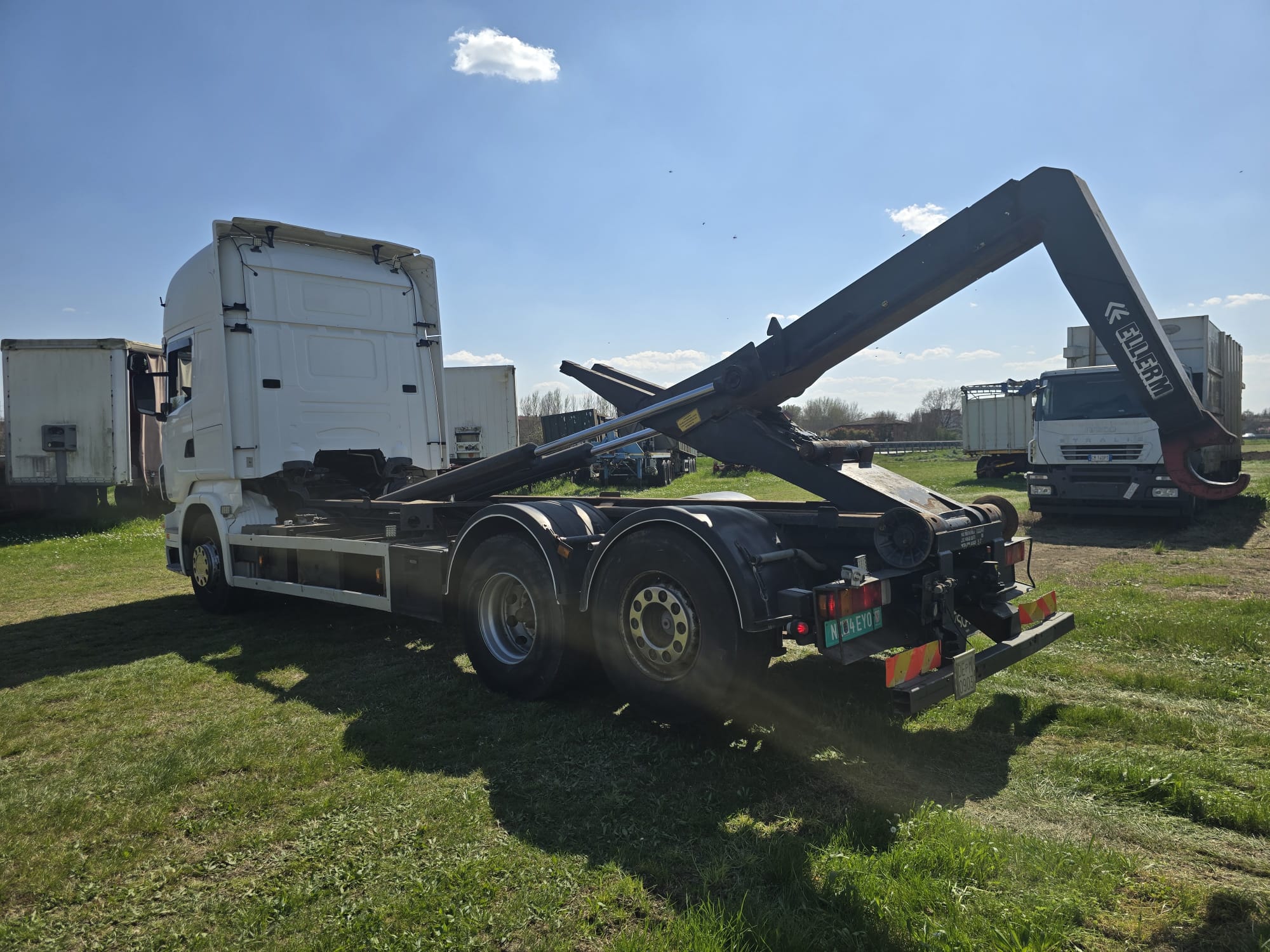 
								SCANIA R440 SCARRABILE completo									