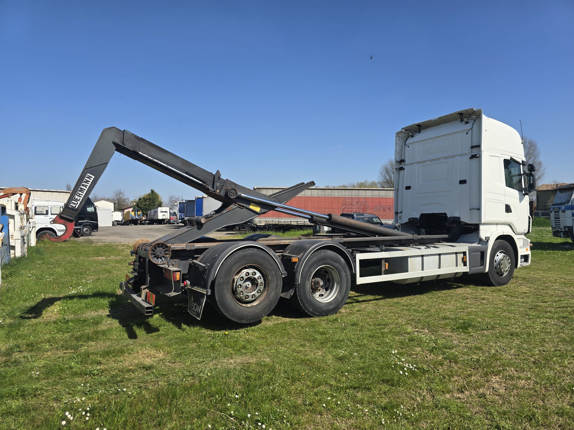 
								SCANIA R440 SCARRABILE completo									
