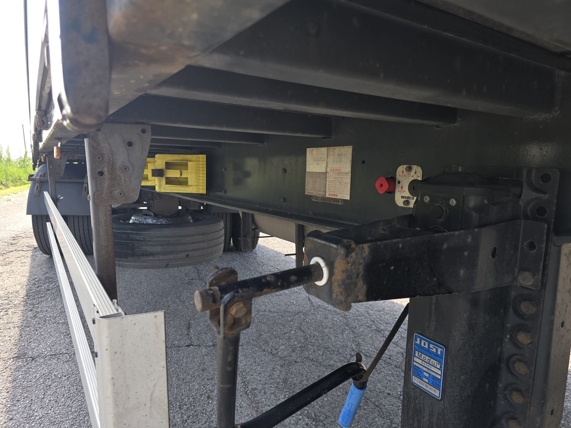 
								SEMIRIMORCHIO CITY TRAILER STERZANTE ZORZI completo									