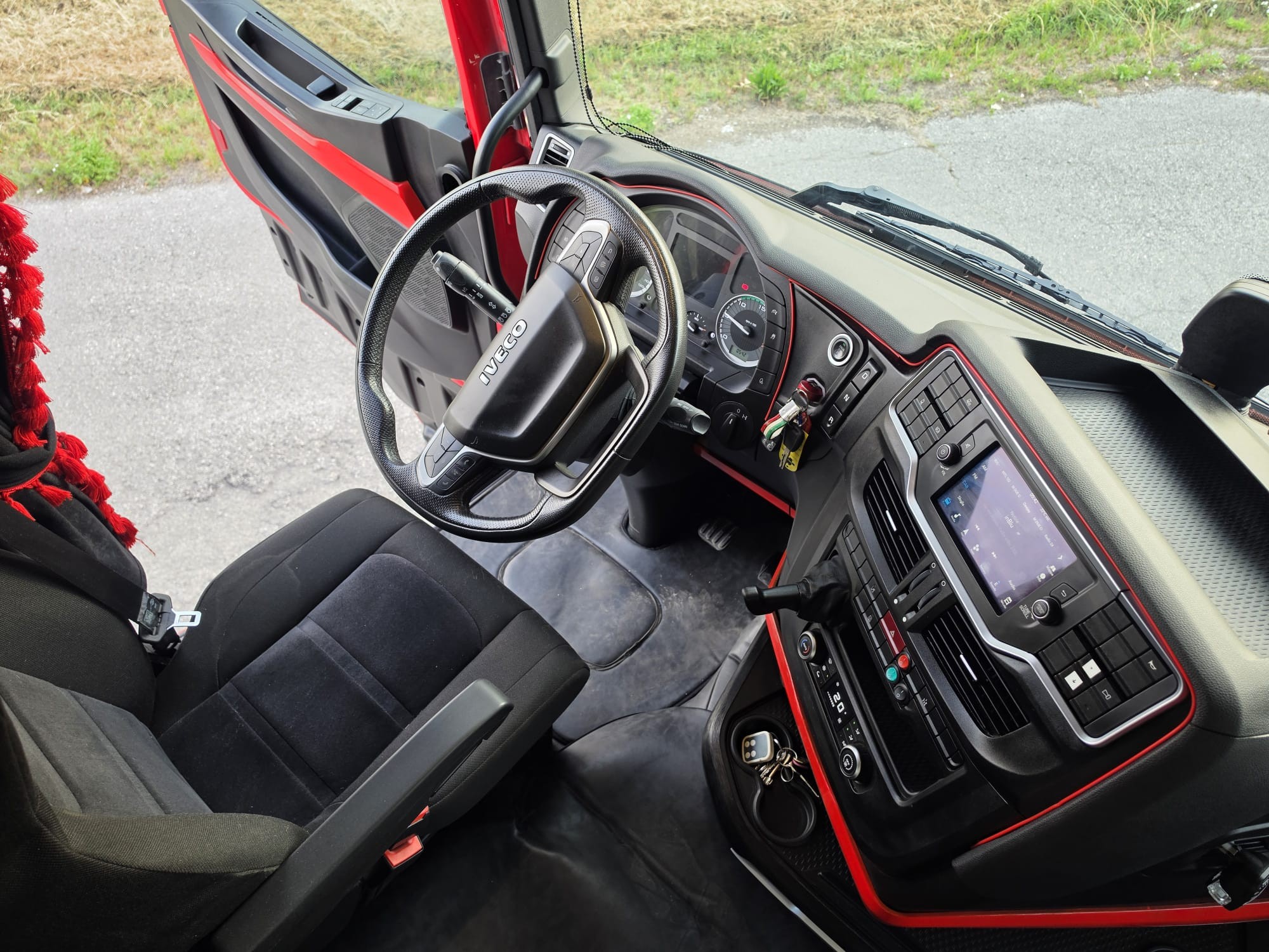 
								IVECO STRALIS S-WEY 510 completo									