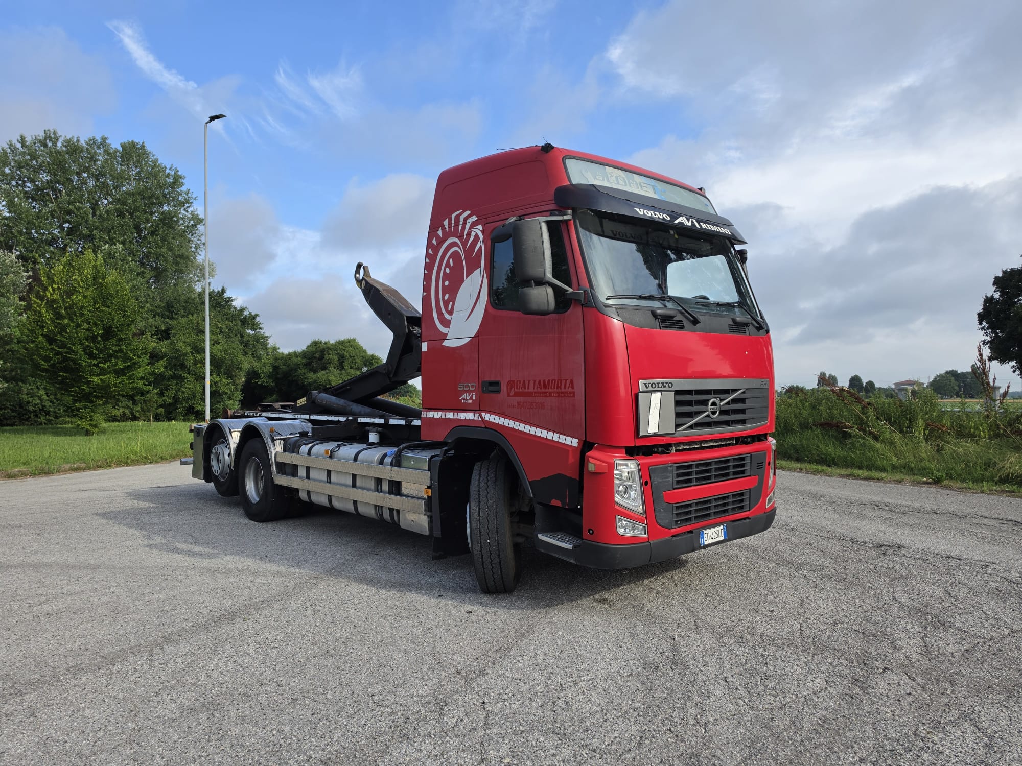 
								VOLVO 3 ASSI SCARRABILE completo									