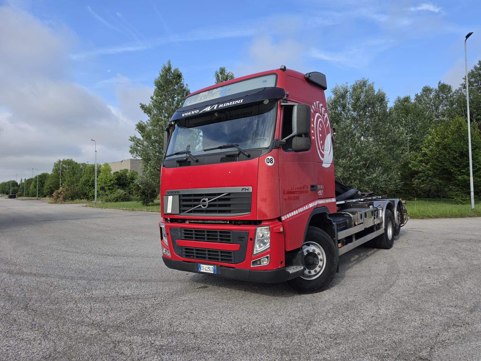 
								VOLVO 3 ASSI SCARRABILE completo									