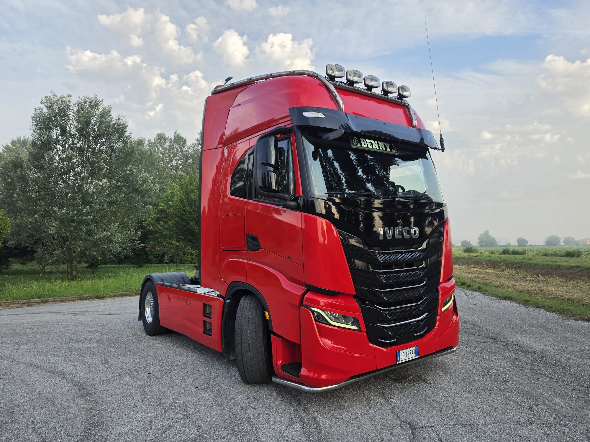 
								IVECO STRALIS S-WEY 510 completo									
