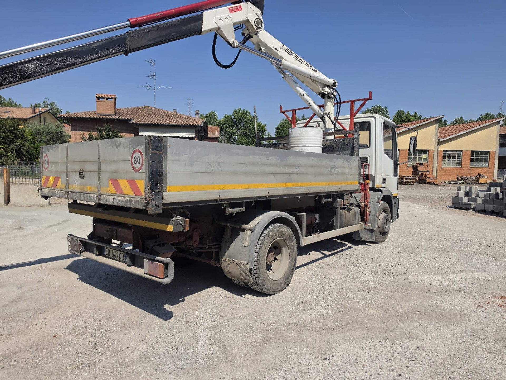 
								IVECO 120 E 15 CAMION CON GRU E RIBALTABILE completo									