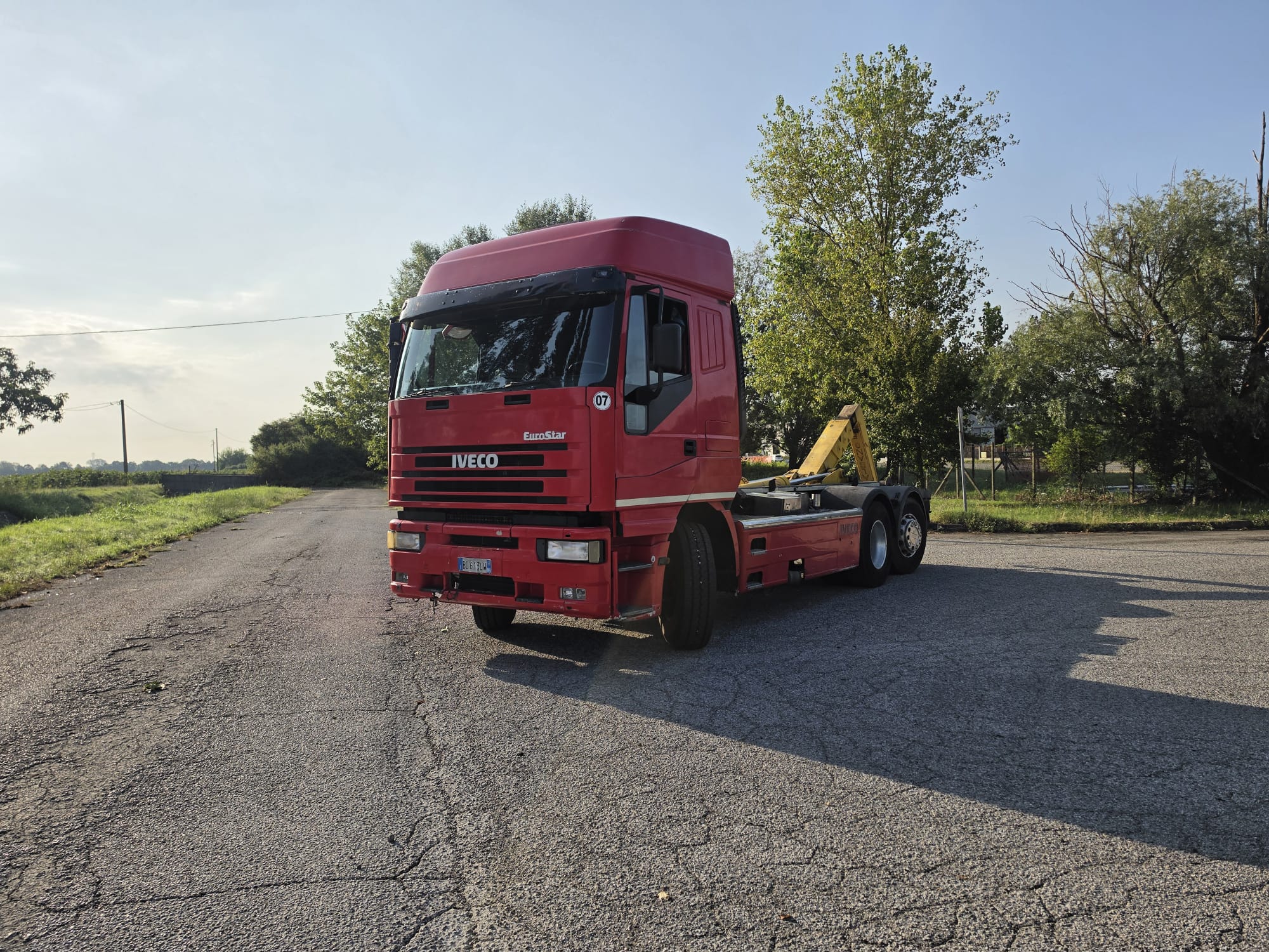 
								IVECO 470 SCARRABILE completo									