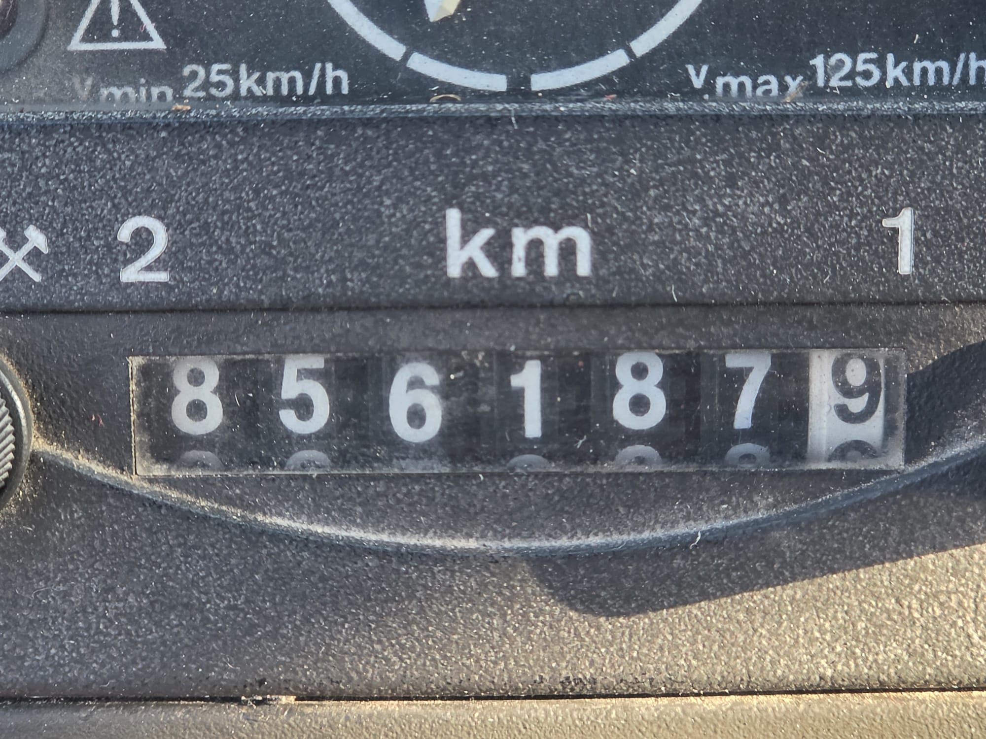 
								IVECO 470 SCARRABILE completo									