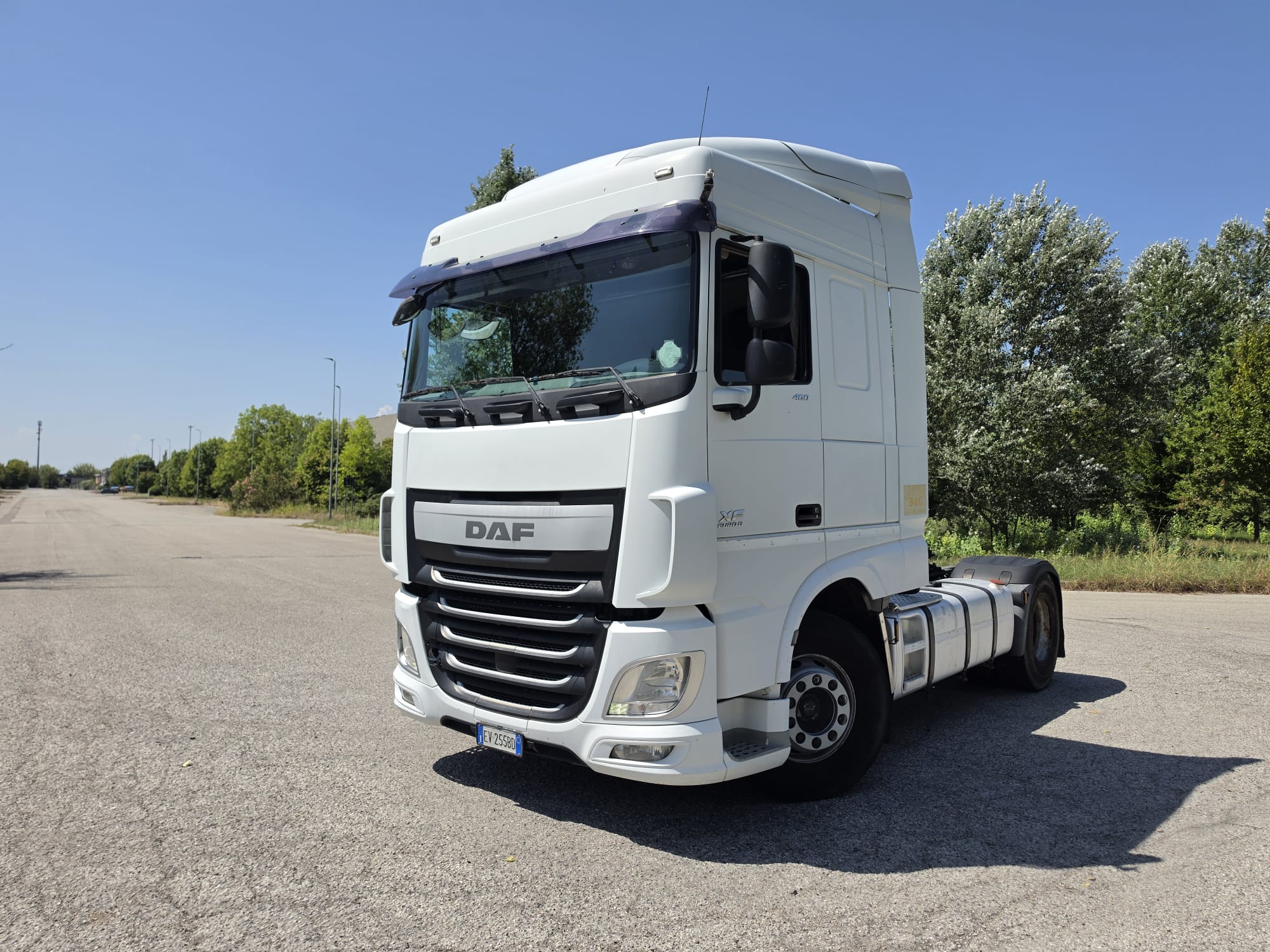 TRATTORE STRADALE DAF 460