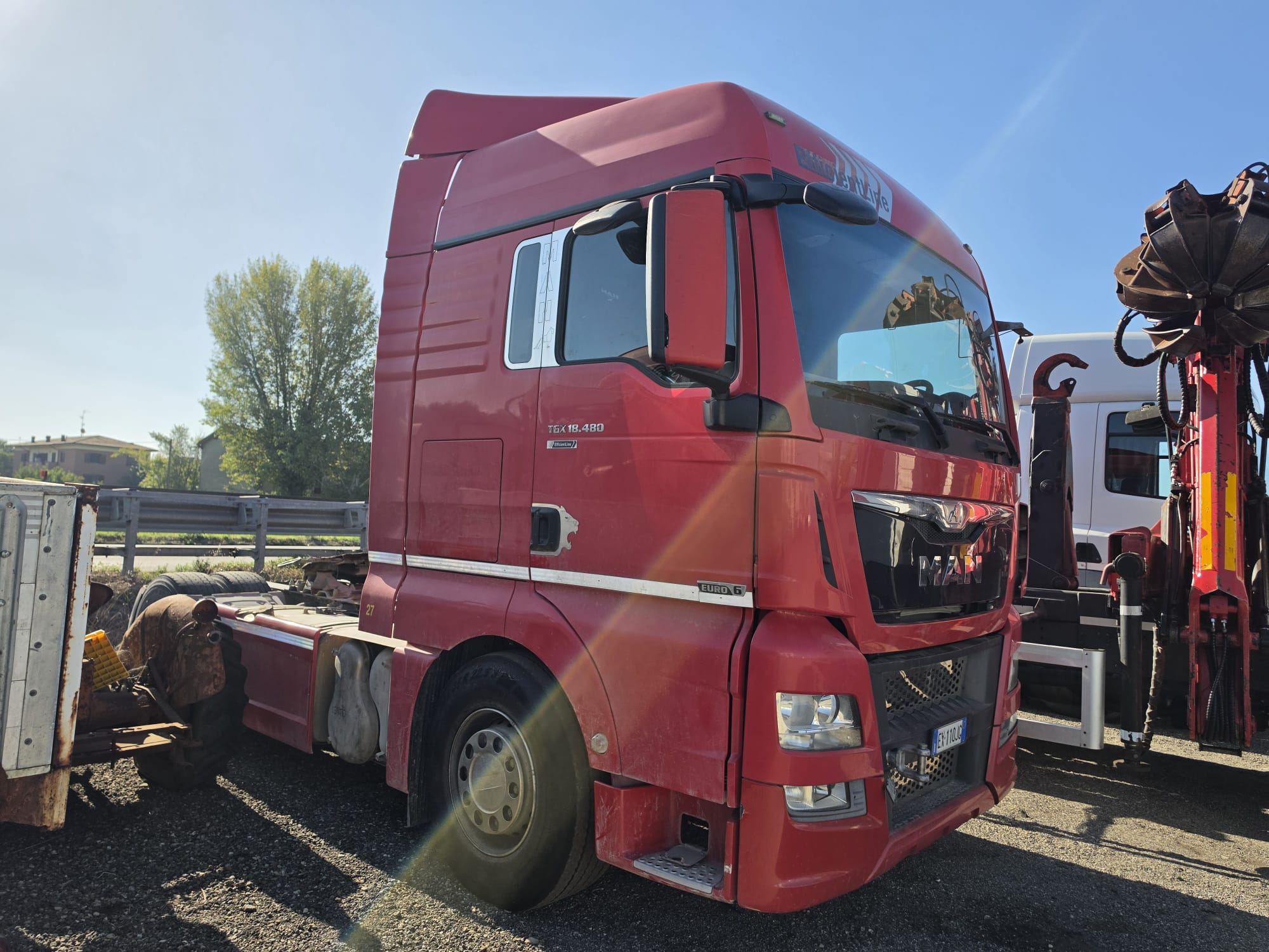
								TRATTORE STRADALE MAN TGX 480 completo									