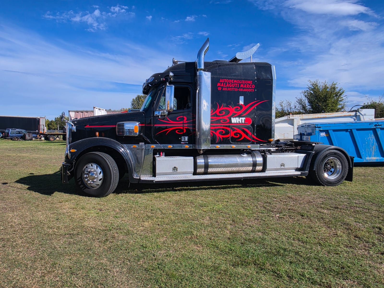 
								TRATTORE STRADALE FREIGHTLINER CORONADO completo									