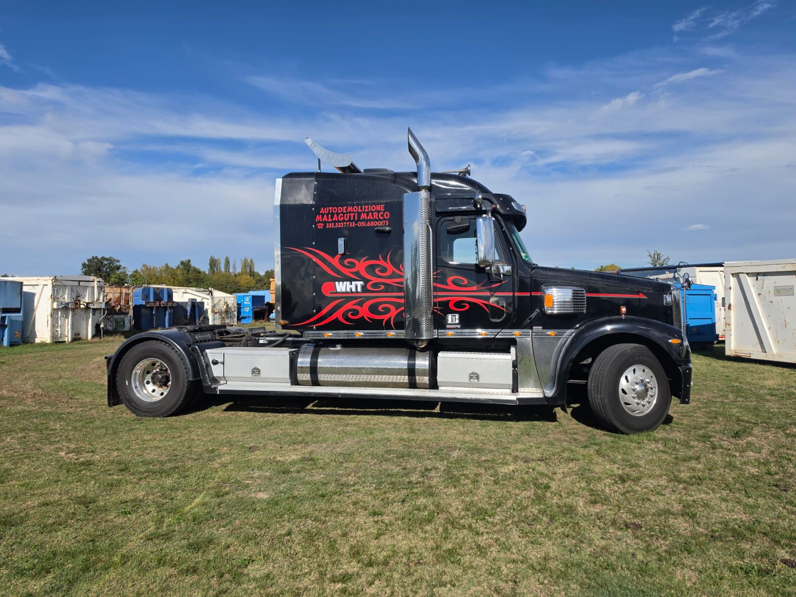 
								TRATTORE STRADALE FREIGHTLINER CORONADO completo									