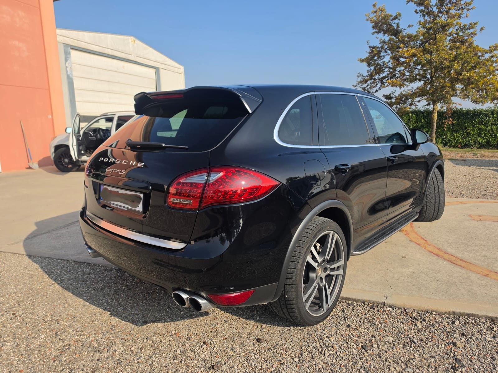 
								AUTOVETTURA SUV – PORSCHE CAYENNE S 4.8 completo									